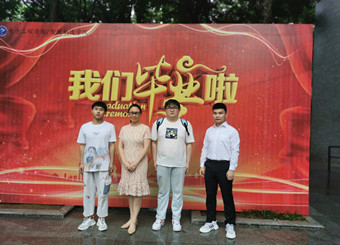 电子工程学院/智能制造学院两名2021届毕业生奔赴新疆