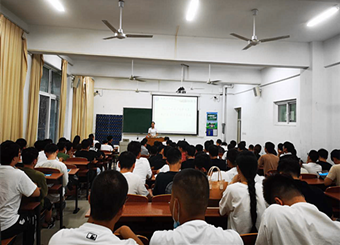 电子工程学院/智能制造学院举办安徽精卓光显技术有限责任公司专场宣讲会