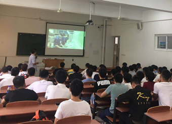 电子通信工程学院举办2019届毕业生就业招聘宣讲会
