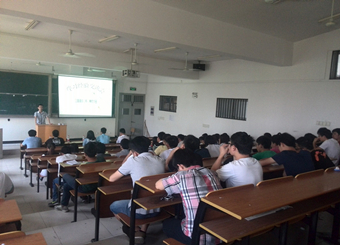电子通信工程学院举办就业考研经验交流会