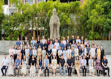 电子工程学院/智能制造学院教师参加第二届高校微专业建设研讨会并作经验分享