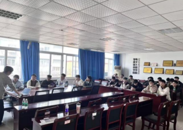 校企携手筑梦未来 就业宣讲助力启航——电子工程学院/智能制造学院举办芯碁微装专场宣讲会