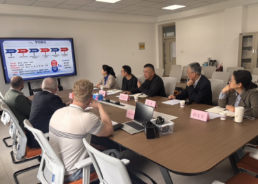 德国奥斯纳布吕克应用科技大学Hoffmann教授来我院开展学术交流