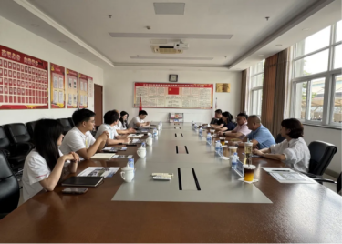 电子工程学院/智能制造学院与校领导赴中科美菱 开展专项走访交流并看望校友