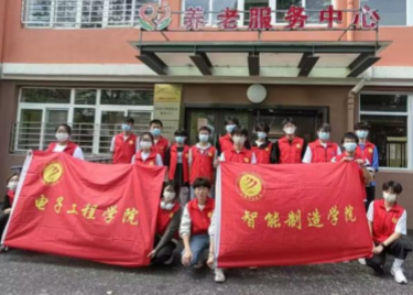 传承雷锋精神 共筑文明校园——电子工程学院/智能制造学院2025年“雷锋月”系列活动圆满落幕