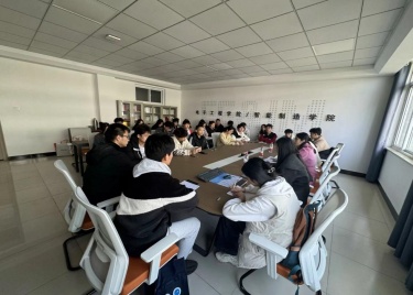 电子工程学院/智能制造学院 召开2025年春季学期思想动态调研座谈会